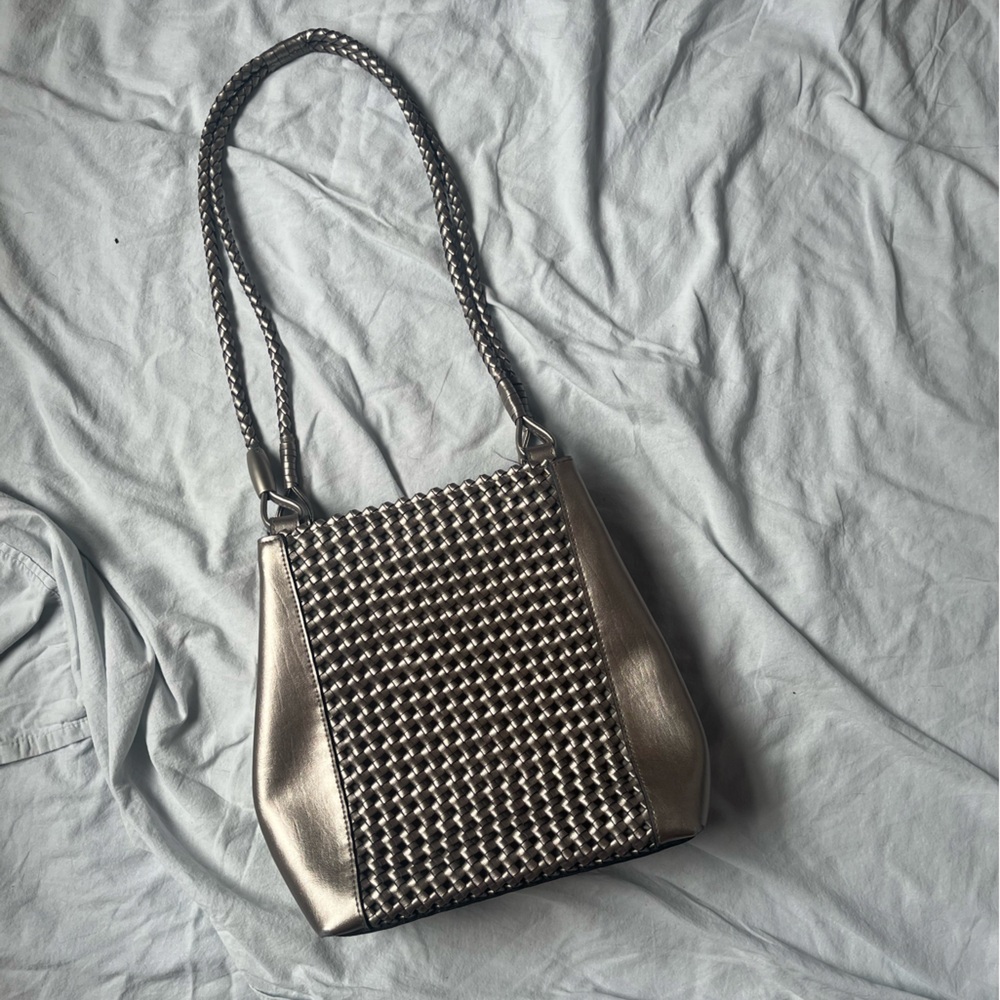 Stylish Silver Woven Handbag